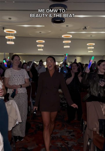 Beauty & The Beat Wexford has kicked off!🥳✨ We’re having the BEST night! Don’t forget we’re coming to TRALEE Thursday, 13th November!👀 Grab your tickets on eventbrite.com 🛍️ #bperfectcosmetics #bperfect #bperfectireland #tralee #annalivia