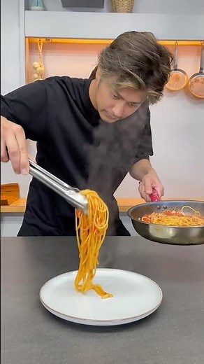 【速水流】超簡単絶品アマトリチャーナ❗️ 作っちゃいナ❗️#shorts#イタリアン#パスタ#アマトリチャーナ#トマト#簡単レシピ#料理#cooking