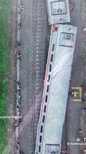 pray for🥀🥀KA161 bangunkarta anjlok di purwakarta