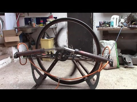 Homemade TWIN CYLINDER Air-Powered Engine Goes REALLY Fast!