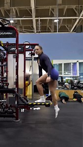 If step-ups don’t hit your glutes, then it’s 100% your setup….😬 1) 🍑 Set-up • Use something sturdy to hold onto for balance • Platform at or slightly above knee height • Hold the weight in the opposite hand of your working leg (DB or KB both work) 2) Think “escalator,” not ladder • Don’t go straight up and down • Send your non-working foot far back behind you • Keep your front knee behind those toes the entire rep • Light tap behind you, then drive up using your glute 3) Put it together • Send