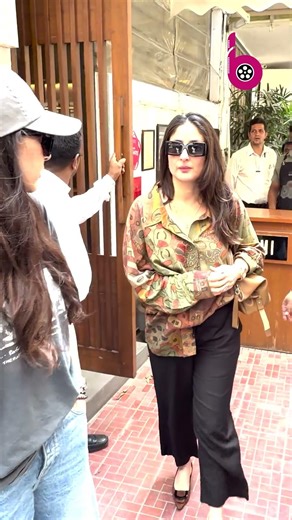 Kareena Kapoor Spend Some Quality Time With Sister Karishma Kapoor.
