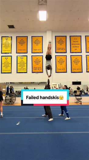Hilarious Handski Fails: A Cheerleading Compilation