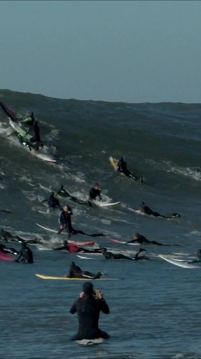 Big waves surfing session at Mavericks, California | NobodySurf