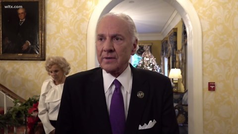 Families gather at Governor’s Mansion for annual Christmas open house