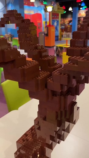 LEGO Assembly: Building a Multi-Layered Structure