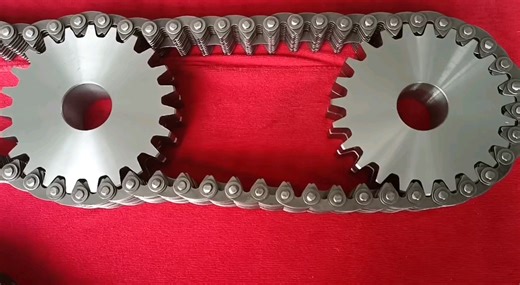 高速齿形链（哈瓦链）对于传递功率为50~6000马力，超过每分钟3000转的中至高速，要求设计紧凑的应用场合，它是理想的传动链。哈瓦链是一种高精度齿