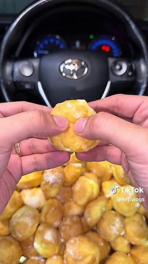 Delicious Cream Puffs from Bae Bakery