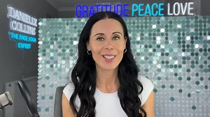 6.9K views · 141 reactions | No Botox needed! Try this 8 minute Face Yoga class for a smooth glowing forehead for 14 days instead. You guys know I am completely pro choice and never ever judge what anyone chooses for their own skin. I don’t do Botox myself but use these techniques instead. They feel great and get great results but as with all Face Yoga, consistency is key. Save this class to do daily 勺 | The Face Yoga Expert | Facebook