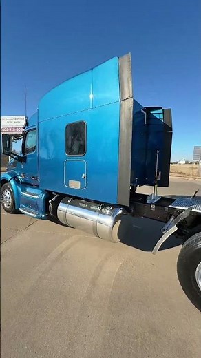 Used 2021 Peterbilt 579 w/ Cummins X15 & 516k Miles for Sale $49,950 #peterbilt #flatbedtruck
