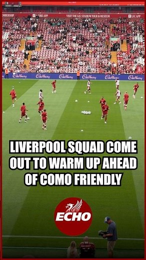 🏃‍♂️ Liverpool squad come out to warm up ahead of final pre-season game against Como at Anfield ❤️
