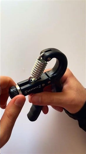 Adjustable Hand Grip (10KG–40KG) Strengthener