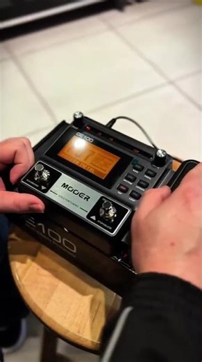 A powerful digital sound processor suitable for all guitars