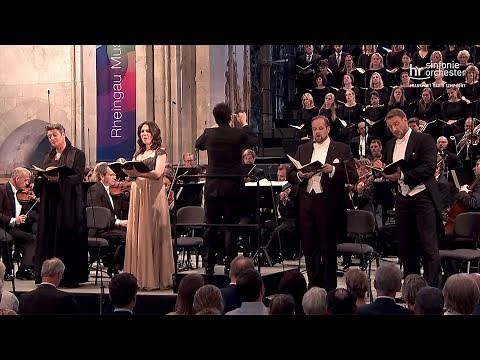 Dvořák: Stabat Mater ∙ hr-Sinfonieorchester ∙ MDR-Rundfunkchor ∙ Solisten ∙ Andrés Orozco-Estrada