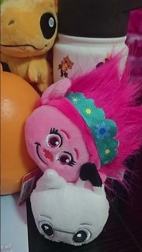 Get a closer look at the merchandise from Universal Kids Resort! 🛍️✨