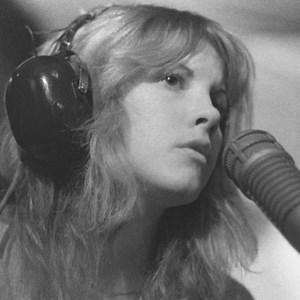 Stevie Nicks - The Lighthouse Lyrics