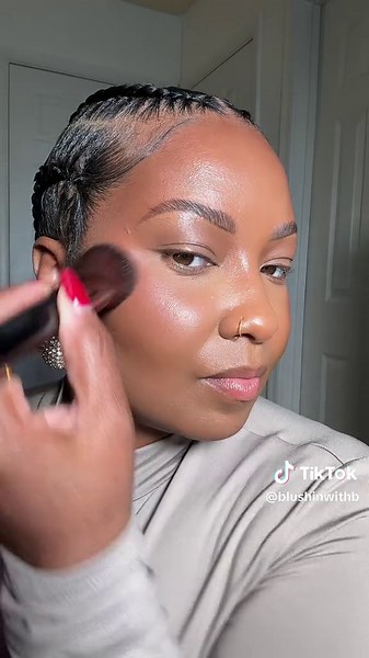 New Liquid Blush in Bronze Bombshell | Lightweight Formula | Easy to Blend