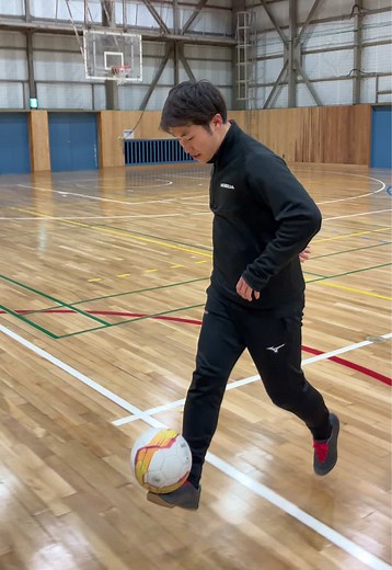 長谷川唯選手のリフティングチャレンジ