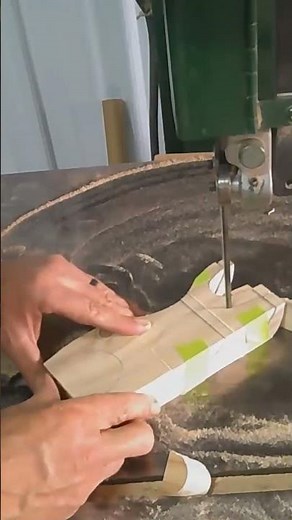 Make A Wood Reindeer on the Band Saw With FREE Pattern (Woodworking How To) #diy #woodworking