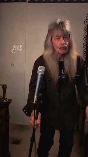 Joey Breaux (@joeybreaux)’s videos with original sound - Joey Breaux