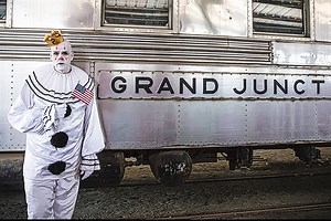 7-foot clown sensation Puddles Pity Party to headline Caesars Palace