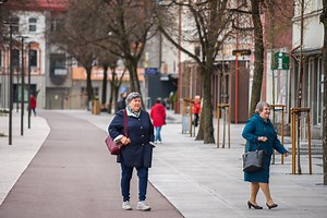 Orų prognozė: vietomis temperatūra šoktelės ir iki 18 laipsnių