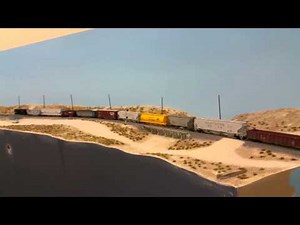 Ho scale bnsf in the desert