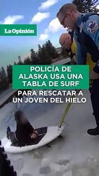 Rescatan a adolescente en Alaska usando una tabla de surf / La Opinión