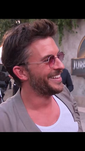 Jonathan Bailey Stan | Jonathan played the clarinet in the Jurassic soundtrack! 凉❤️ ... | Instagram