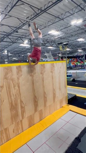 TRAMPWALL FAIL BARANI BALLOUT GONE WRONG 😳 Gymnast Training Trampoline Parkour Circus Fitness
