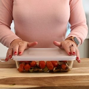 2.4K views · 54 reactions | Home cooking to go everywhere!  ✅ Sealable Lid ✅ Leak Proof ✅ Microwave, Freezer & Oven Safe Shop PYREX COOK & GO at #WestPackLifestyle  https://bit.ly/3lO2u8l | West Pack Lifestyle | Facebook