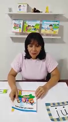 Así comenzamos nuestro proceso de lecto escritura en los niños , con el método fonético silábico , Tema : ***SILABA MI , CON SU VOCABULARIO *** . Esta metodología va directamente para los niños que se les dificulta leer y escribir . Claro , se debió tener ya el conocimiento completo de vocales . | Dias Aprendiendo