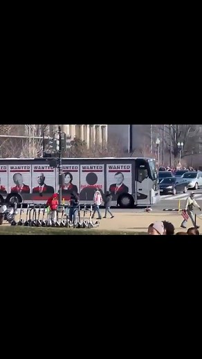 Doctora Cristina Martín Jiménez on Instagram: "Visto en Washington DC. ¿Falta alguna foto más?"