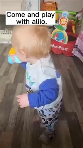Great sensory toy——alilo smarty. A innovative baby rattle designed for babies 0-4 years and more suitable for 0-2 years toddlers. It can play nursery rhymes, tell bedtime stories and natural sounds from the world. Ear lamp and color cards are good for visual stimulus for infants.#baby #newborn #infant #parenting #cute #fyp #alilo #babytoys #nightlight #nurseryrhyme