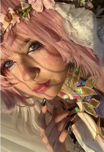 Elysia cant shine forever. #cosplay #hi3rd #elysia #fyp