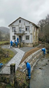 One fixed angle. A ruined riverside house gets cleaned, rebuilt, landscaped, and revealed as a luxury villa by the stream. No talking—just pure transformation satisfying work sounds. #Renovation #BeforeAfter #HouseRenovation #HomeMakeover #Transformation #FixerUpper #RiversideVilla #LuxuryHome #Satisfying #CleanUp #Restoration | ReformaX