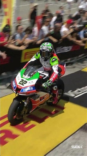 The moment Bimota returned to the podium 🏆 | 2025 #EmiliaRomagnaWorldSBK 🇮🇹