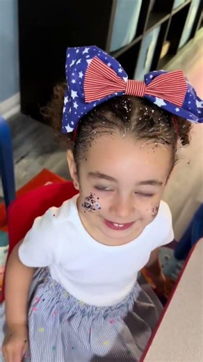 Adiós a los pinta caritas tradicionales, amé este glitter #glitter #makeup