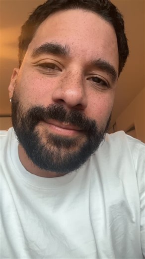 Jeremy Nadeau on Instagram: "On ment droit dans les yeux"