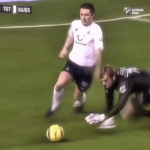 Prime Roy Carroll “The Ghost Goal Keeper” in 2005 #football #shortfootball #edit