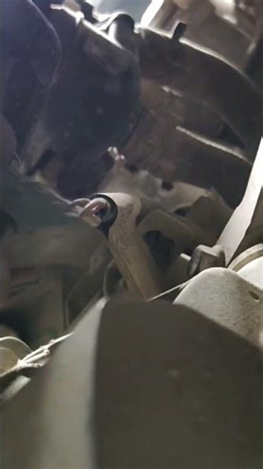 How Does an Oxygen Sensor Coupler Get Damaged? #tatamotors