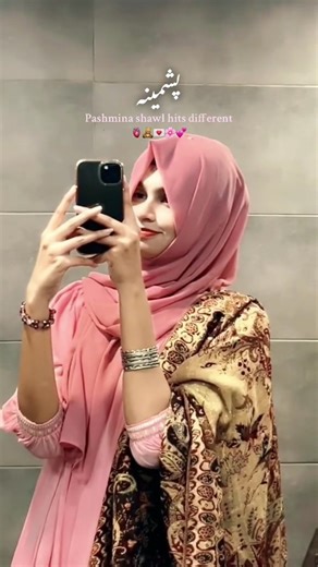 Explore the Elegance of Pashmina Shawls