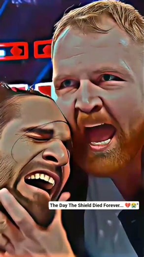 Why did Dean Ambrose do this? 😤 #WWE #wrestler #romanreigns #shorts