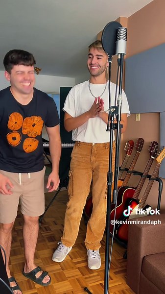 Videos de Kevin Miranda (@kevinmirandaph) con “sonido original - Kevin Miranda”