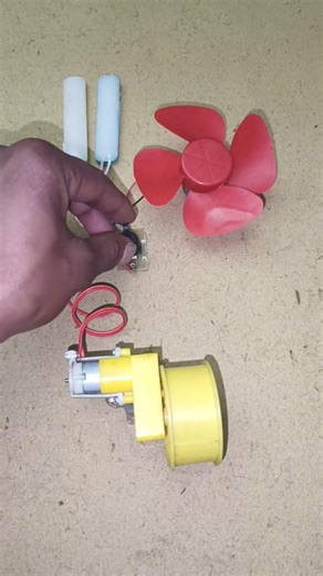 Powering Two Colour LED Light and 3v DC Fan Motor With Mini Gear Motor Generator _ DC Motor#dcmotor