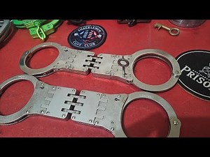 Extended Hinged Handcuff Overview Hiatt 2060 Light weight TCH 860