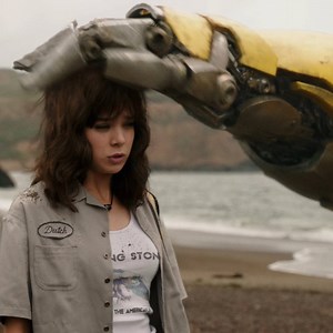 98K views · 2.5K reactions | The best friendships begin when you least expect them. Experience the beginning of a new adventure, in cinemas on the 21st of December 2018. Watch the new #BumblebeeMovie trailer! | Universal Pictures Africa | Facebook