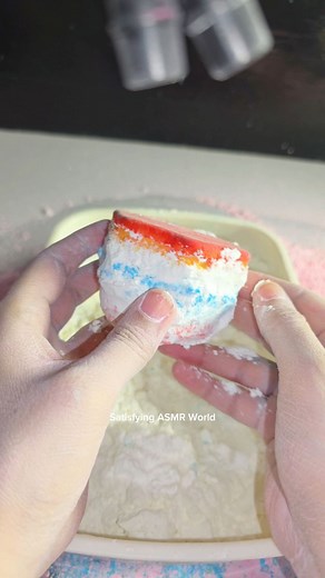 Pulling Out Layered Cornstarch #reel #satisfying #asmr #explore #diy | Satisfying.ASMR.World