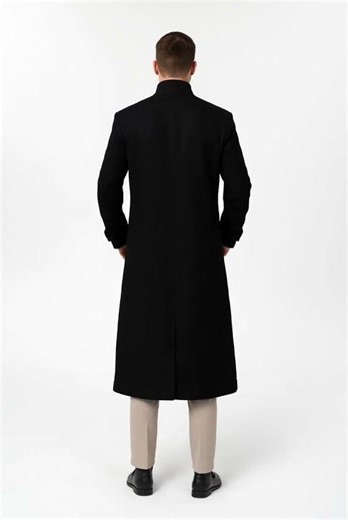 The Ultimate Gentleman’s Overcoat: The McGhee Black Wool Trench by Zellberry