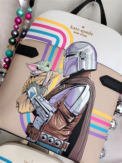 🤎✨️This is the Way✨️🤎This was so fun to paint!!✨️🎨🖌🥰 ➡️ Use code ✨️𝙒𝙄𝘾𝙆𝙀𝘿𝟮𝟬✨️ for 20% off Liquid Kicks Paints & Top Coats🖌🎨 🤎𝗔𝗿𝘁𝘄𝗼𝗿𝗸: @thewickedenchantment 🎨𝗔𝗰𝗿𝘆𝗹𝗸 𝗣𝗮𝗶𝗻𝘁: @liquidkicksofficial #themandalorian #starwarstiktok #thisistheway #pedropascal #maytheforcebewithyou